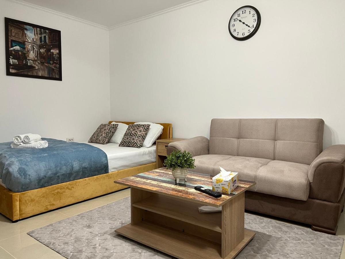 Ndl Downtown Appartement Cluj-Napoca Buitenkant foto